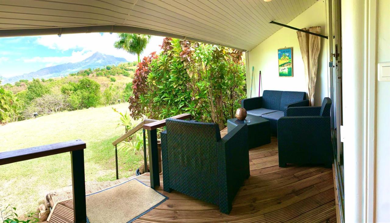 Lodge Colibris Piscine Privee Vue Panoramique Mer Et Montagne Pelee , 500 M Plage Dans Un Parc , Calme Assure Ideal Pour Decouvrir Le Nord Caraibes Le Carbet Eksteriør billede